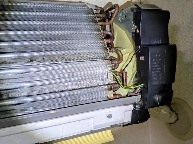 夏本番を前にエアコンクリーニング　プロの技術で爽快感・満足感をお届けします。サービスの画像