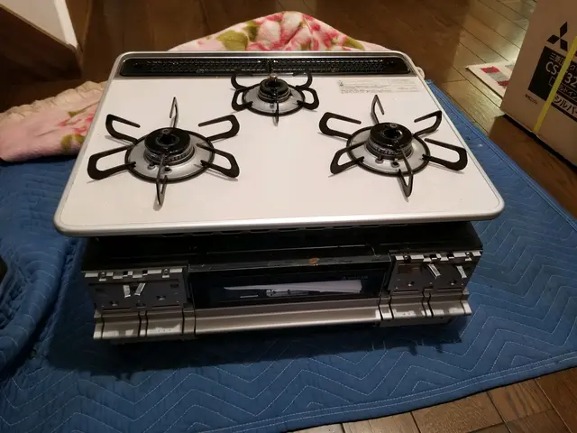 ビルトインコンロの交換機サービスの画像