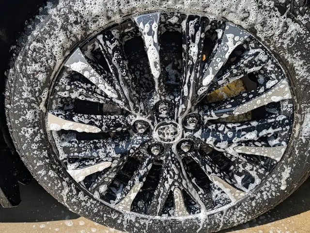 60分以内の素早い施工で傷つけ防止を徹底！立ち合い不要でも安心の丁寧作業をお約束サービスの画像