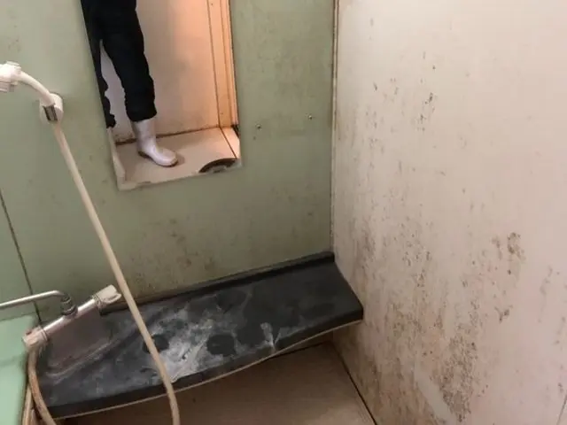 ☆お風呂クリーニング☆　水垢・石鹸カス・鏡の汚れ私たちにお任せください！サービスの画像