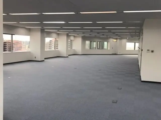 タイルカーペット張り替えは内装のプロにお任せください。サービスの画像