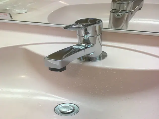 【即対応！NEWな蛇口気持ちいい！】 ☆ネット購入蛇口OK！安心☆☆☆3星サービスの画像