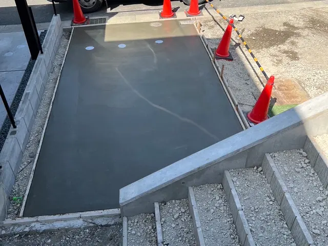 駐車場の施工お任せ下さい！サービスの画像