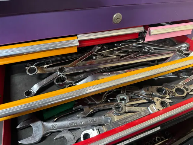 【業歴10年の実績】地域密着店◎営業時間外も対応可能◎損害保険加入店サービスの画像