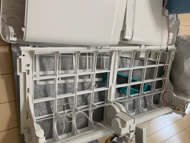 エアコン内部スパークリング洗浄サービスの画像