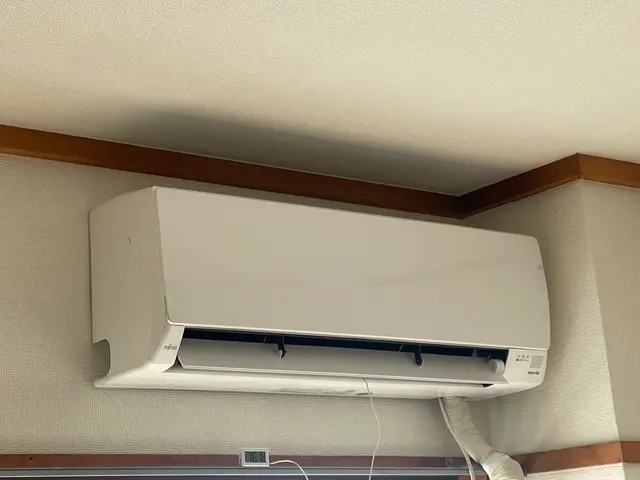 家庭用・業務用エアコン各種の修理　作業保険加入Hỗ trợ tiếng Việtサービスの画像