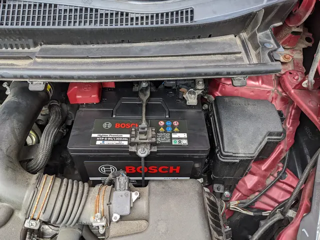 認証工場の国家整備士がご自宅へお伺い致します。サービスの画像