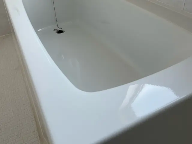 浴室、キッチン、換気扇の汚れを徹底的に落とし本来の輝きを取り戻します。サービスの画像