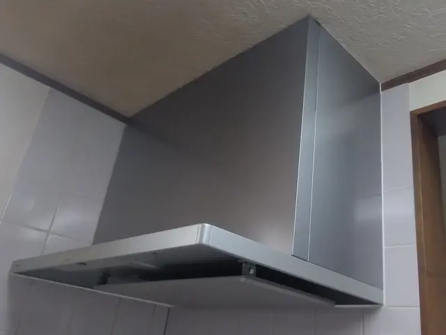 丁寧に施工いたします。土日祝日可。工事の損害保険加入サービスの画像