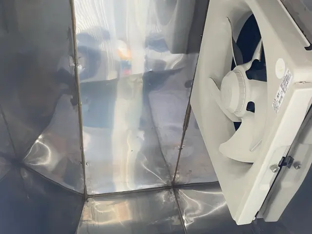 プロペラ換気扇クリーニング（分解洗浄）サービスの画像