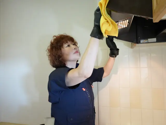 年末に向けてのキャンペーン実施中⇒玄関ホールの掃除を無料にてやらせて頂きます！サービスの画像