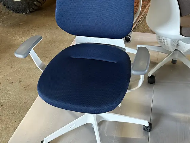 5脚から割引あり！キレイなようで意外と汚れていたりします！会社の福利厚生に！サービスの画像