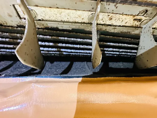 ◆3つの洗剤で黒カビ臭いトリプル洗浄◆臭いスッキリ清潔エアコン◎お掃除ロボOKサービスの画像