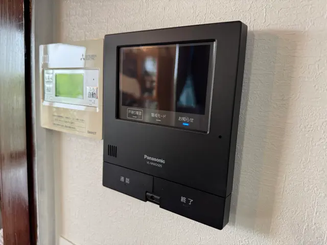 【チャットの写真等で見積り】女性同行可◎損保加入◎仕上がり綺麗◎配線インペイ可◎サービスの画像