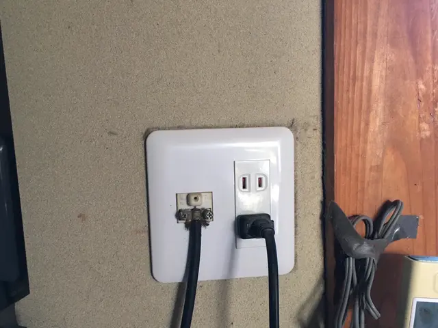 TVBSコンセント交換工事○第一種電気工事士○お気軽にご相談ください！サービスの画像