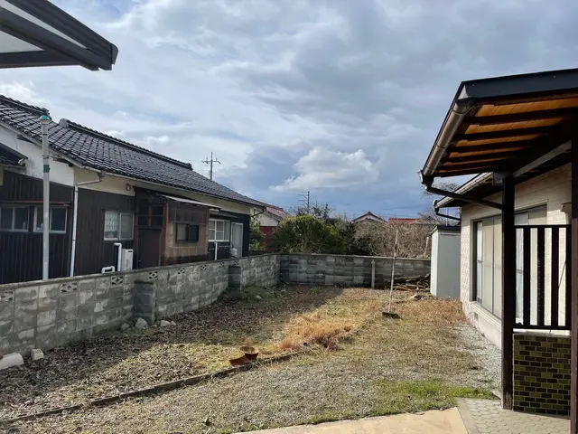 ◆土日祝もご予約大歓迎◆木一本からご連絡ください！高所作業車運転技能講習終了済サービスの画像