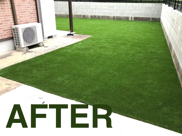 人工芝の施工は実績多数のグリーンデイ広島へ。丁寧な作業で職人が元気よく伺います！サービスの画像