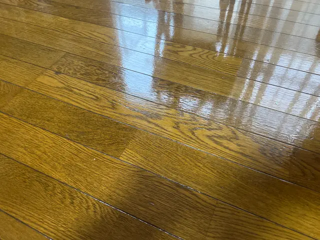 フローリングの塗装☆いつまでも輝を♪サービスの画像