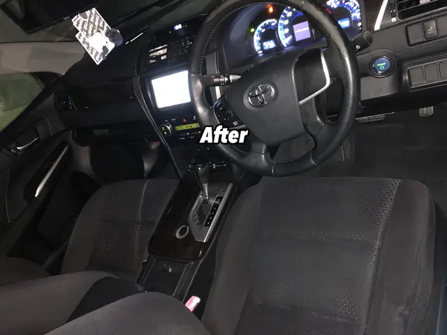 【洗車店の手作業車内清掃！】安心の洗剤で汚れも臭いもスッキリ！サービスの画像