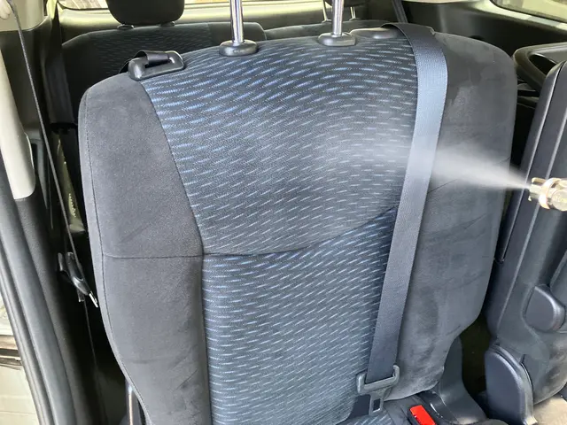 オキシアップ(無光触媒)コーティング◆予約から施工まで100%自社対応サービスの画像