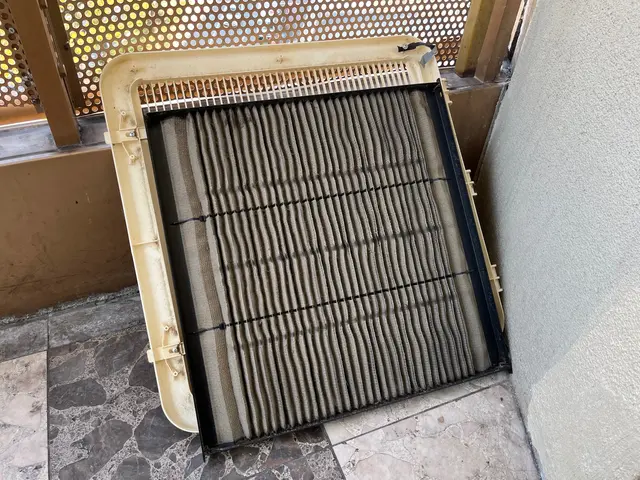 《神戸市発/市内割引あり》エアコン分解洗浄！内部の汚れまで綺麗にします！サービスの画像