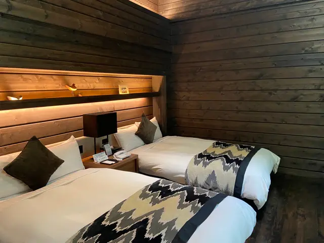 家具の室内移動、2Fへの移動、粗大ゴミ置き場への移動、家具移動なら便利屋一番星へサービスの画像