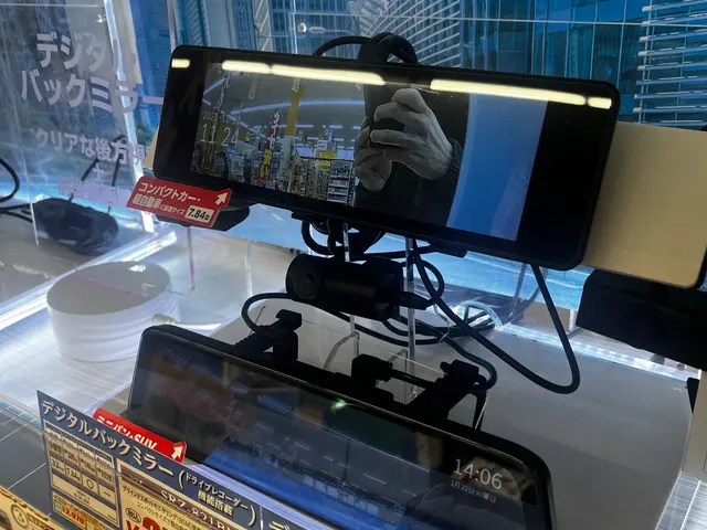 【デジタルインナーミラー取付】富山県内どこへでも車の出張整備サービスいたします。サービスの画像