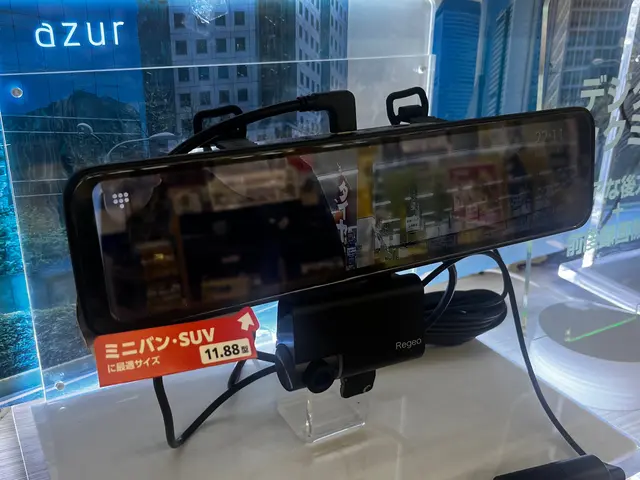 【デジタルインナーミラー取付】富山県内どこへでも車の出張整備サービスいたします。サービスの画像