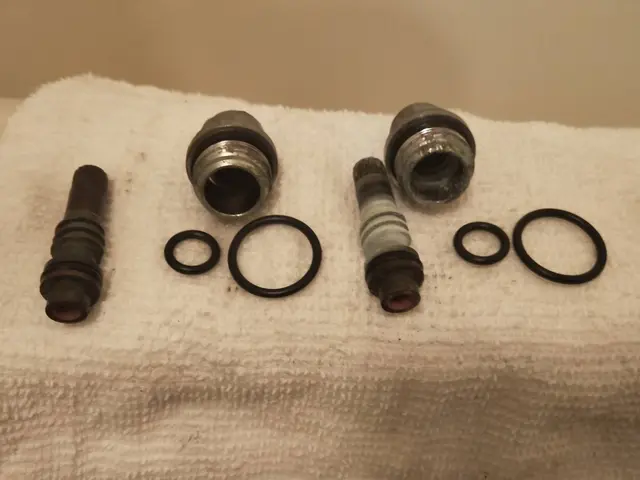 一番親切を目指して！交換・修理・特殊・完全自社施工！技術あり！即日時間外相談可！サービスの画像