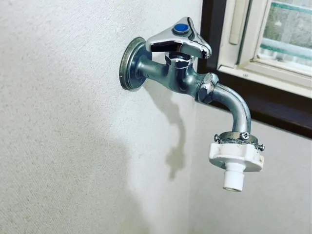 壁ピタ水栓取り付け、交換承ります◉時間外エリア外対応可能◉サービスの画像