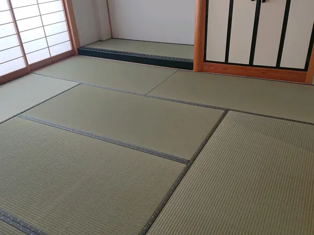 【創業100年の歴史】完全自社施工・家具の移動不要・一級技能士がお仕事します。サービスの画像