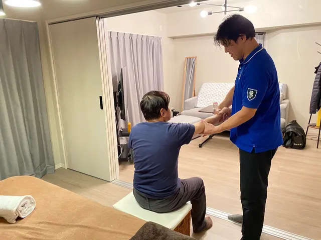 肩・腰・脚の疲れに！出張リラクゼーションで本格リフレッシュ♪サービスの画像