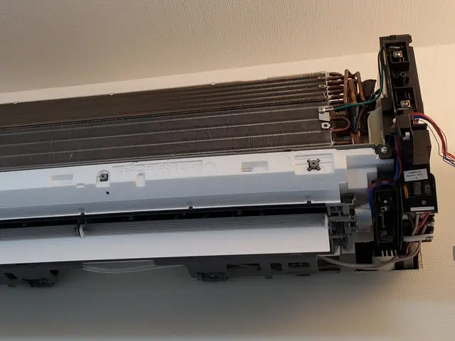 全メーカー対応・夏前にカビを徹底除去★2000件以上の実績あり★損害保険サービスの画像