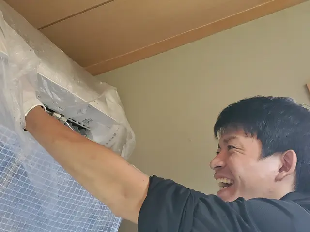 全メーカー対応・夏前にカビを徹底除去★2000件以上の実績あり★損害保険サービスの画像