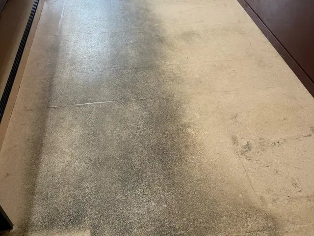 元プロキックボクサーの清掃！作業中のセキュリティー面はご安心下さいませ。サービスの画像