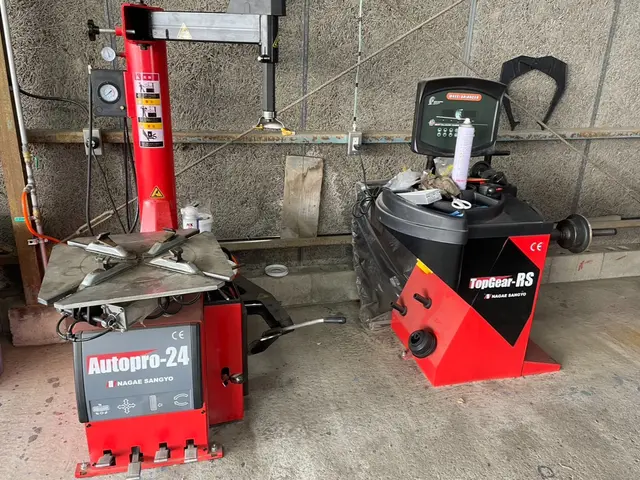 年間100台以上の実績！安心・丁寧な対応で愛車を守りますサービスの画像