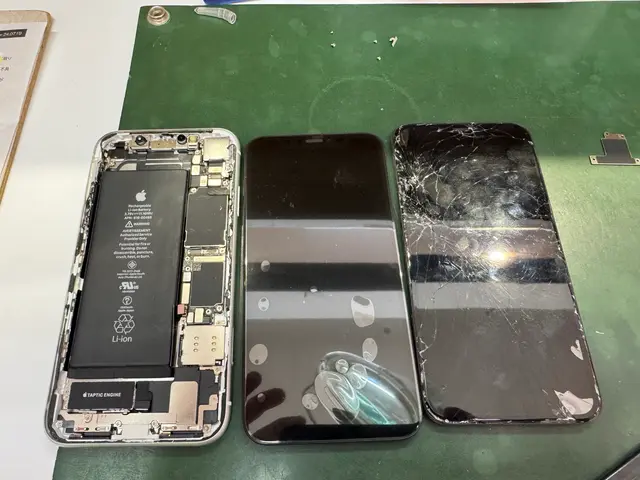 iPhone画面修理サービスの画像