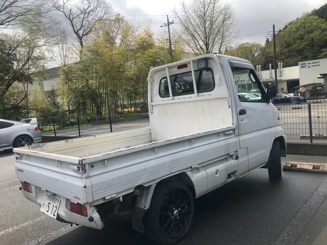 不用品がありましたら是非お任せ下さい！高く買い取りも行います。２人体制、迅速対応サービスの画像