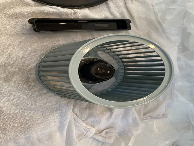 レンジフード　ギトギト油汚れも、さっぱりピカピカお掃除サービスの画像