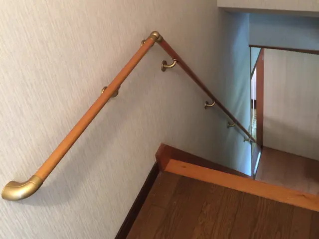 介護用手すり取付いたしますサービスの画像