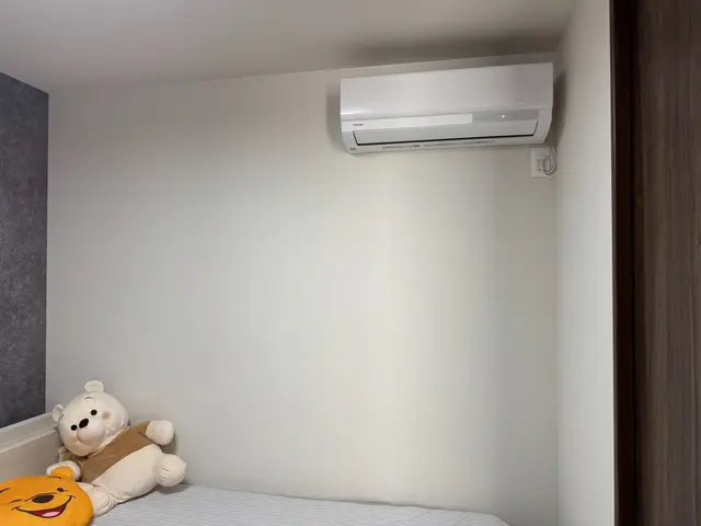 2名で作業　第一電工資格×34年実績　隠蔽・屋根・高所などの高難度取付対応！サービスの画像