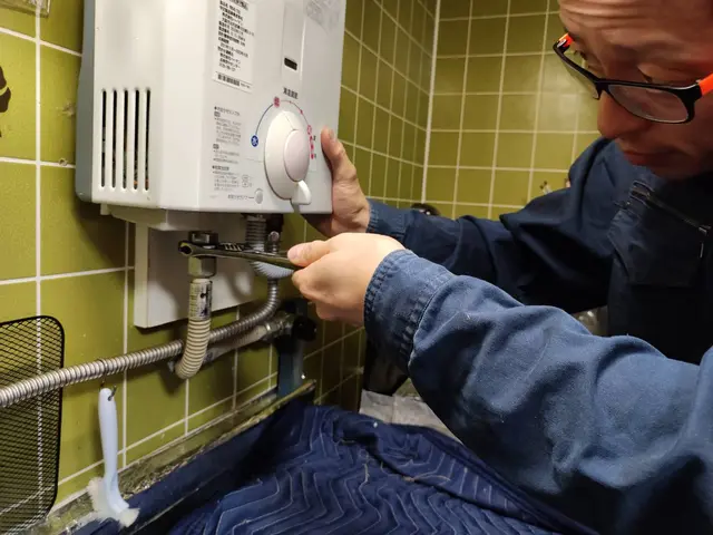 プロパンガス都市ガス給湯器取り付け！まずわお問い合わせフォームからお願いします。サービスの画像