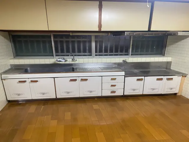 ◎予約から施工まで100%自社対応◎営業時間外も対応可◎損害保険加入店サービスの画像