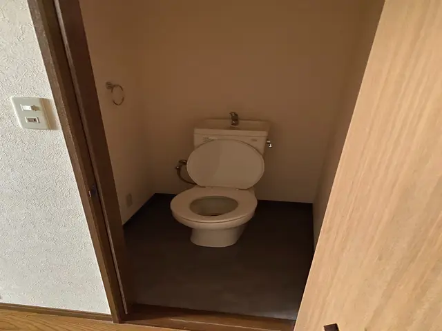 ◎予約から施工まで100%自社対応◎営業時間外も対応可◎損害保険加入店サービスの画像