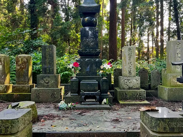 ご先祖様のお墓のクリーニングは当社の墓地清掃認定にお任せ下さい！サービスの画像