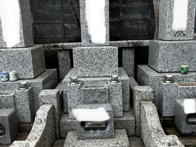 ご先祖様のお墓のクリーニングは当社の墓地清掃認定にお任せ下さい！サービスの画像