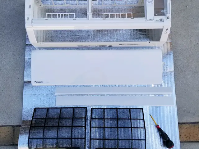 ★ガス漏れのみ受付中★家庭用エアコン専門 ★修理.点検、相談下さい！サービスの画像