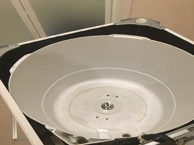 縦型洗濯機分解洗浄！保険加入店サービスの画像