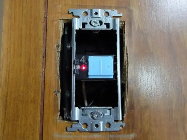 室内コンセント・スイッチ交換！業界歴14年の第一種電気工事士がお伺い致します。サービスの画像