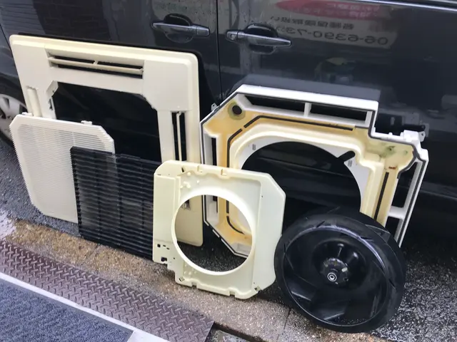 綺麗な空気に変えてみませんか？気になるエアコン内部の汚れ、全力で綺麗にします。サービスの画像